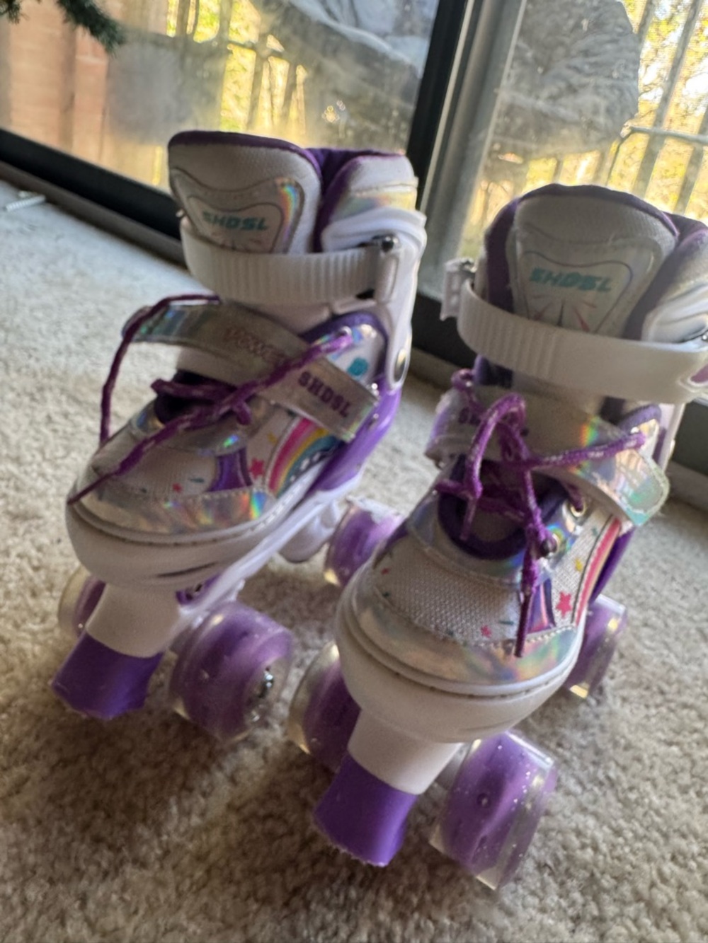 Holographic Purple White Girls Quad Roller Skates